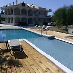 Villa Penelope